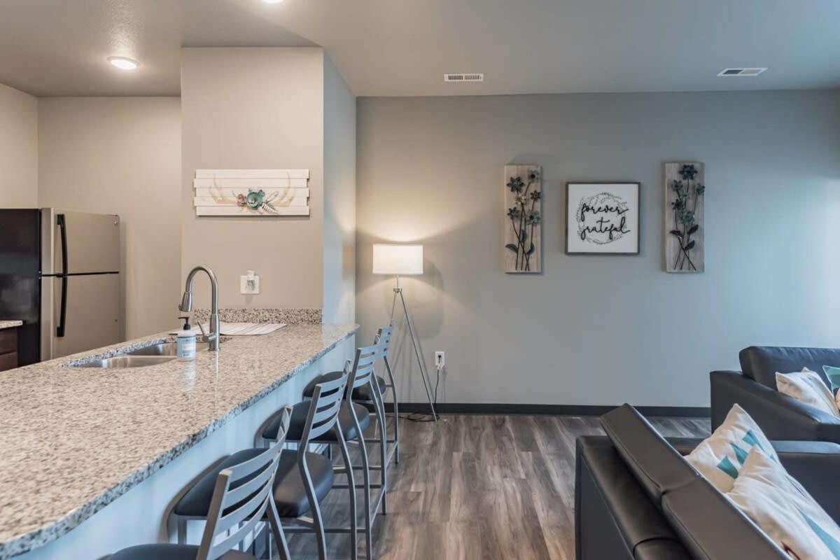 Spacious 2Br Suite Plus Patio Near Iowa State Ames Exterior foto