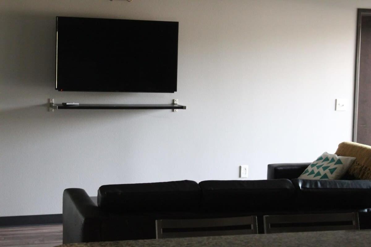 Spacious 2Br Suite Plus Patio Near Iowa State Ames Exterior foto