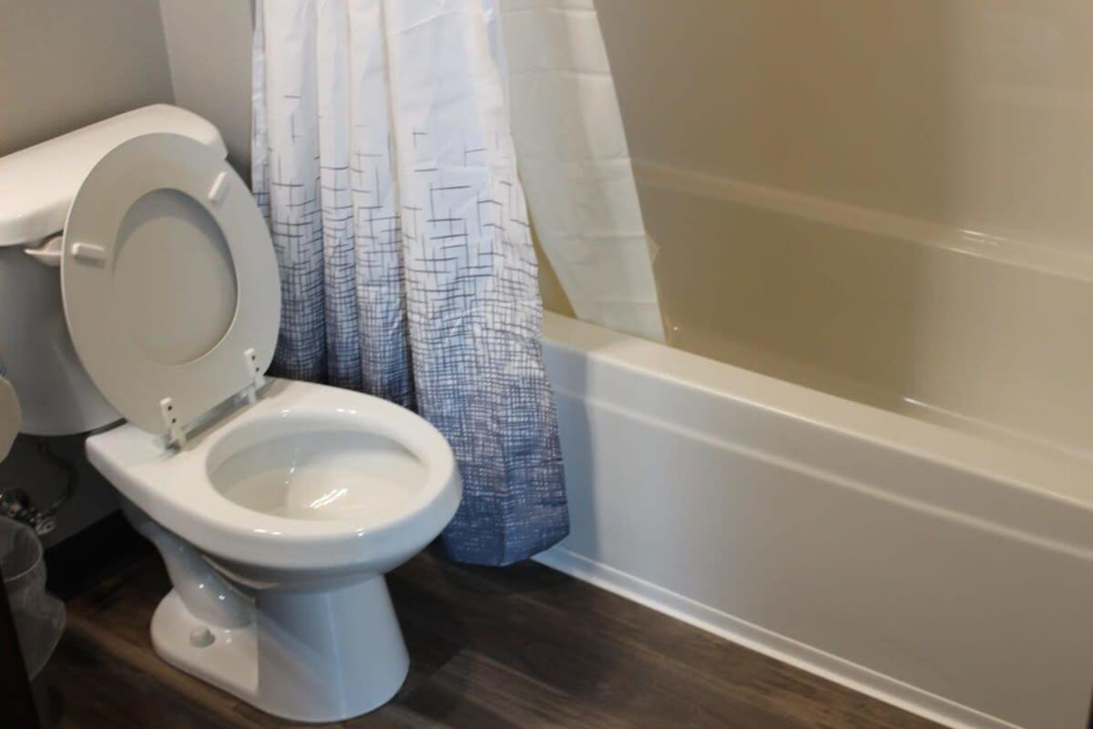Spacious 2Br Suite Plus Patio Near Iowa State Ames Exterior foto